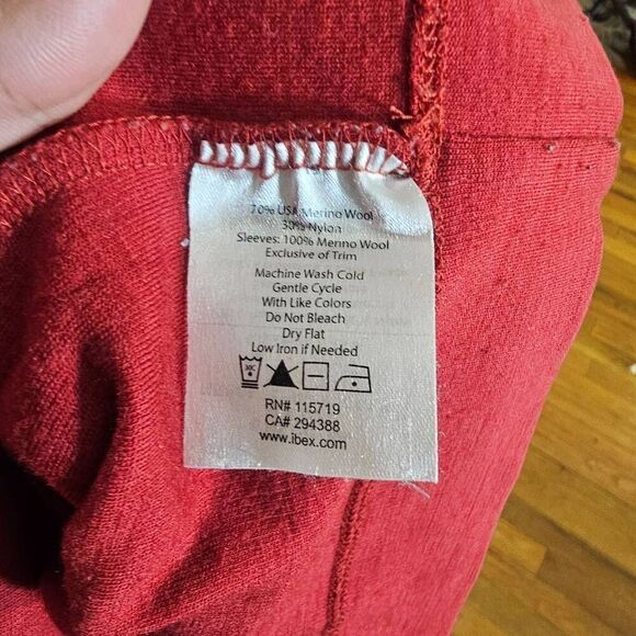 Ibex Merino Wool Long Sleeve Top Shirt Size Medium - Picture 7 of 10